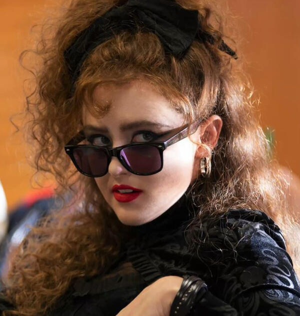 Lisa Swallows (Lisa Frankenstein)